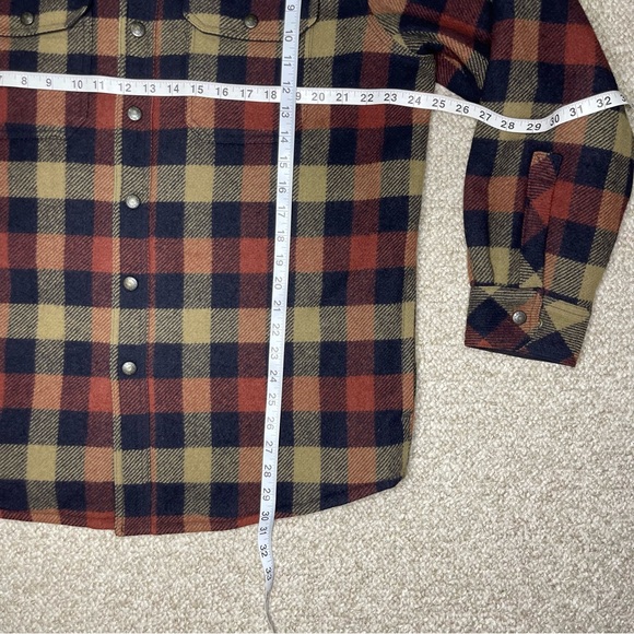 L. L. Bean wool insulated shirt jacket - Picture 10 of 12